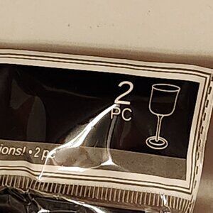 2 PC Plastic Champagne Wine Glasses Plastic Reusable BNIP